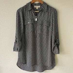 Michael Kors Black and White Geometric Tunic Style Half Zip Light Flowy Top S